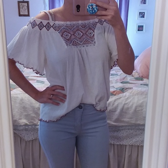 Summer off the shoulder top - Picture 7 of 7